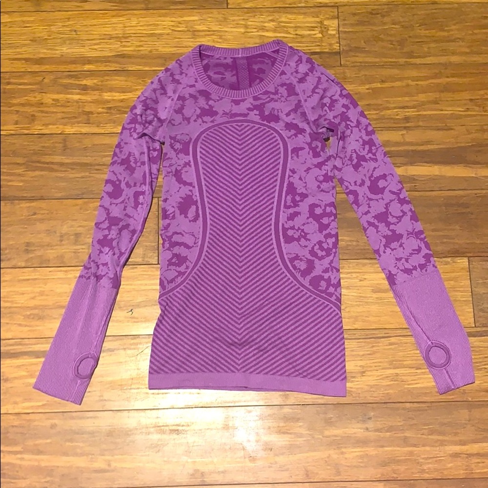 Cute lululemon top